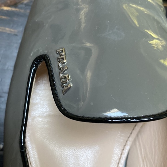 Prada Calzature Donna Flats in Gray & Black - Picture 4 of 15